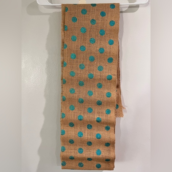 Table runners - Picture 2 of 3